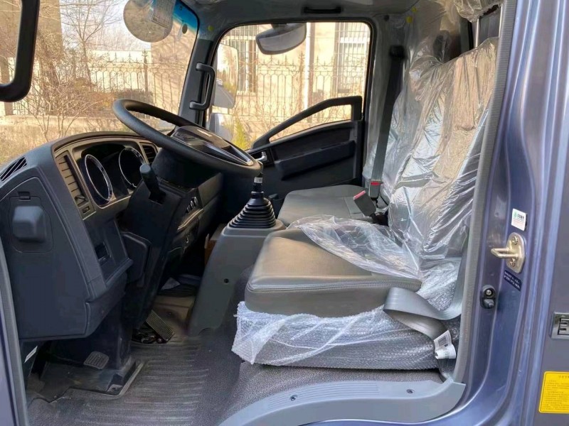 煙臺22年卡車系列重汽豪沃8