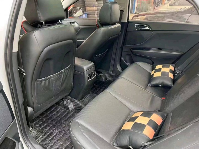 北京15年现代名图4