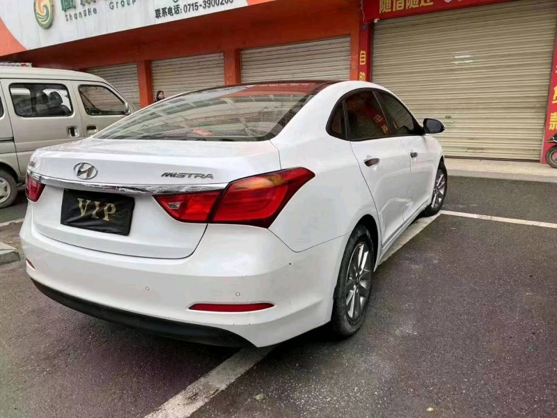 北京15年现代名图8