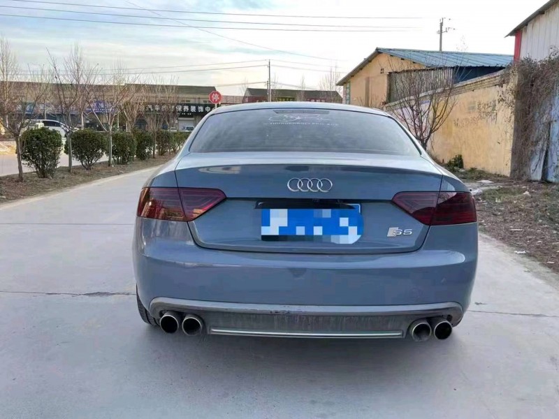 新鄉13年奧迪A54