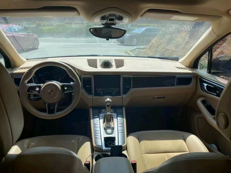 佛山15年保時捷Macan9