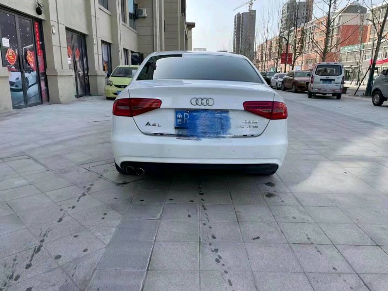 煙臺14年奧迪A4L7