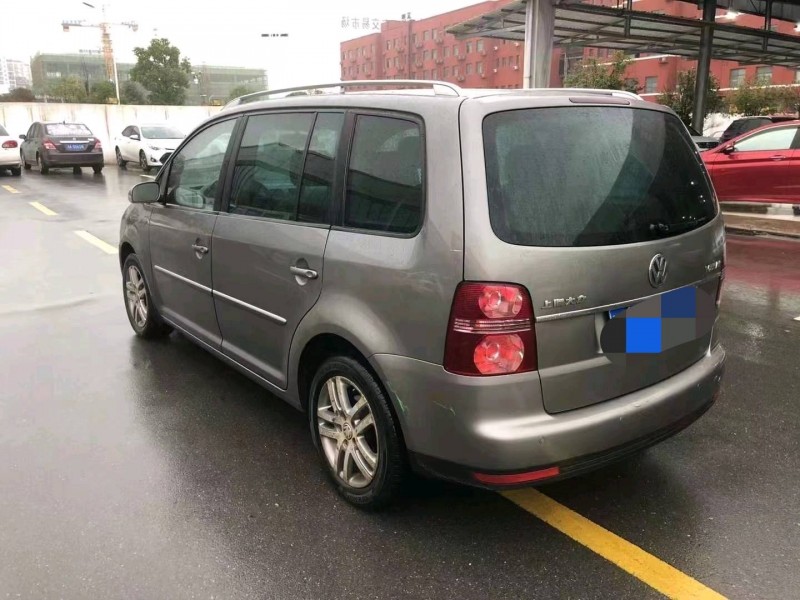 北京10年大众途安1