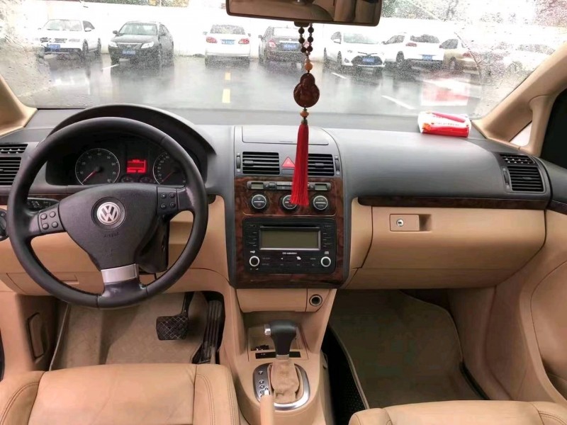 北京10年大众途安8