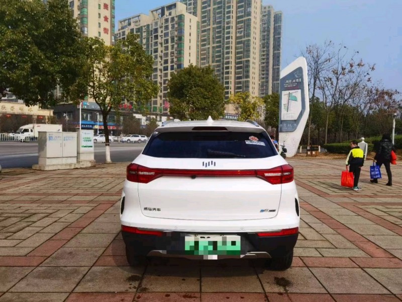 婁底21年威馬汽車EX-51
