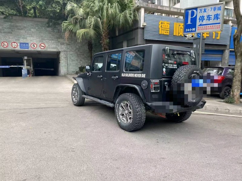 重慶09年Jeep牧馬人2