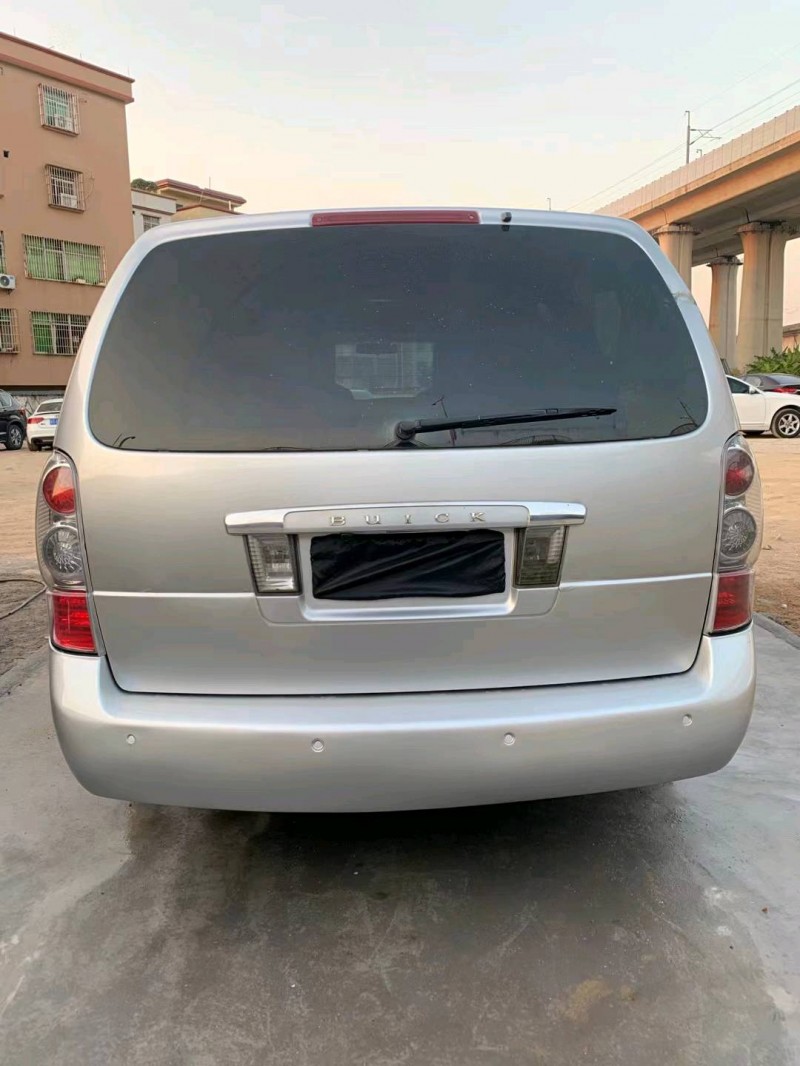 广州07年别克GL82