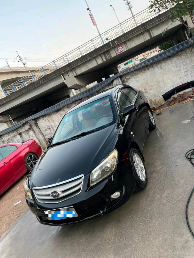 廣州12年比亞迪L32