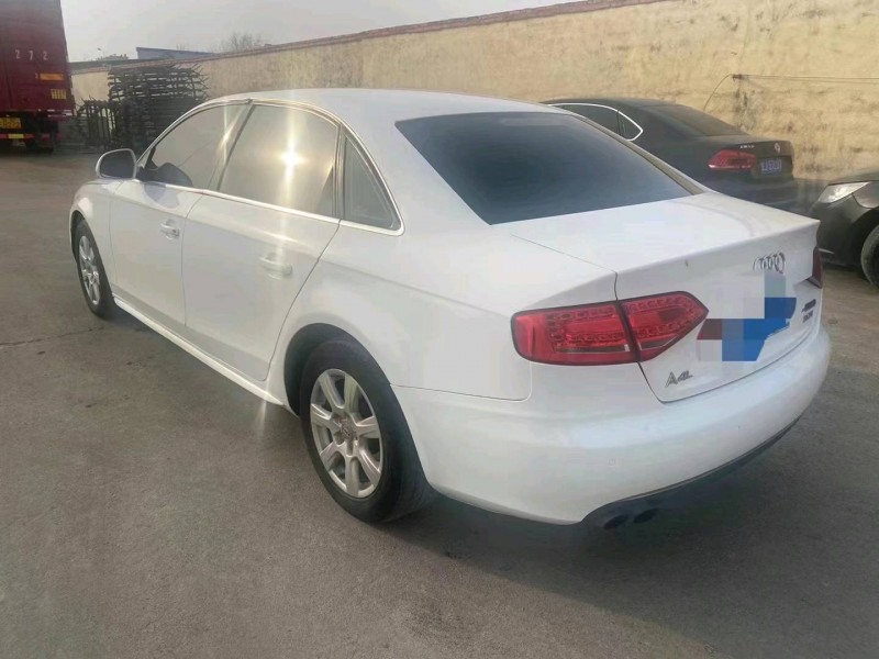 煙臺12年奧迪A4L9