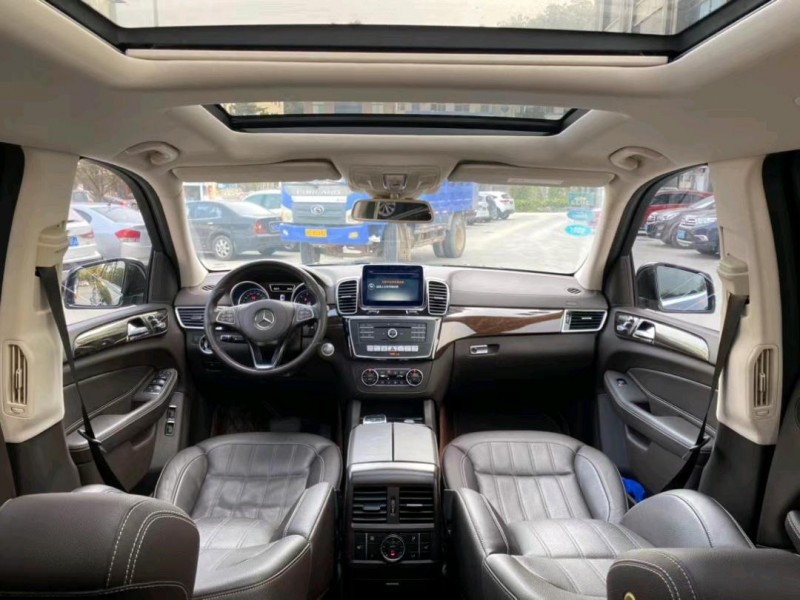 東莞18年奔馳GLS5