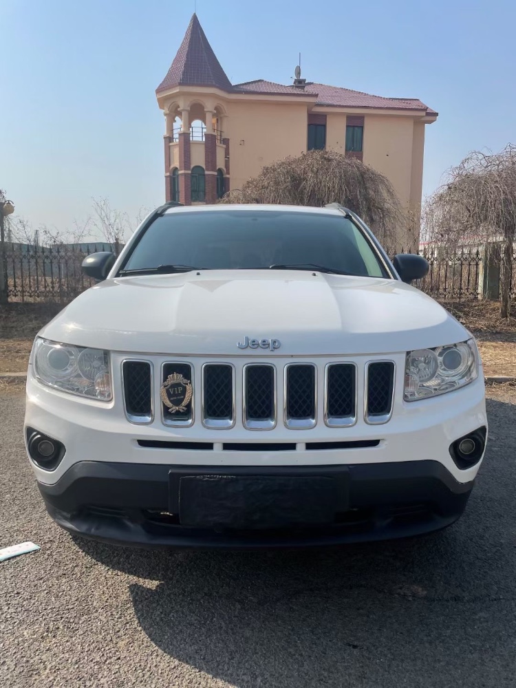 沈陽13年Jeep指南者9