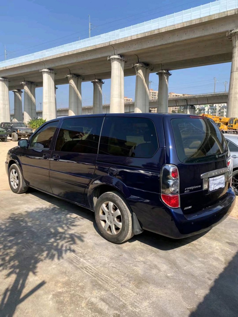 广州09年别克GL87