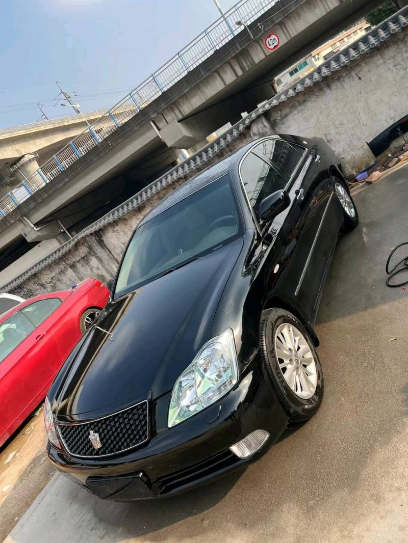 广州06年丰田皇冠2