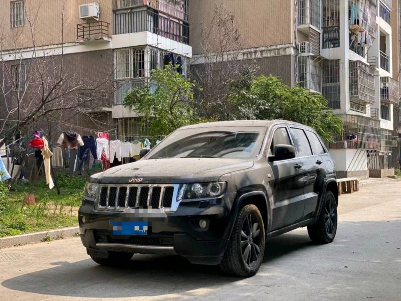 廈門12年Jeep大切諾基2