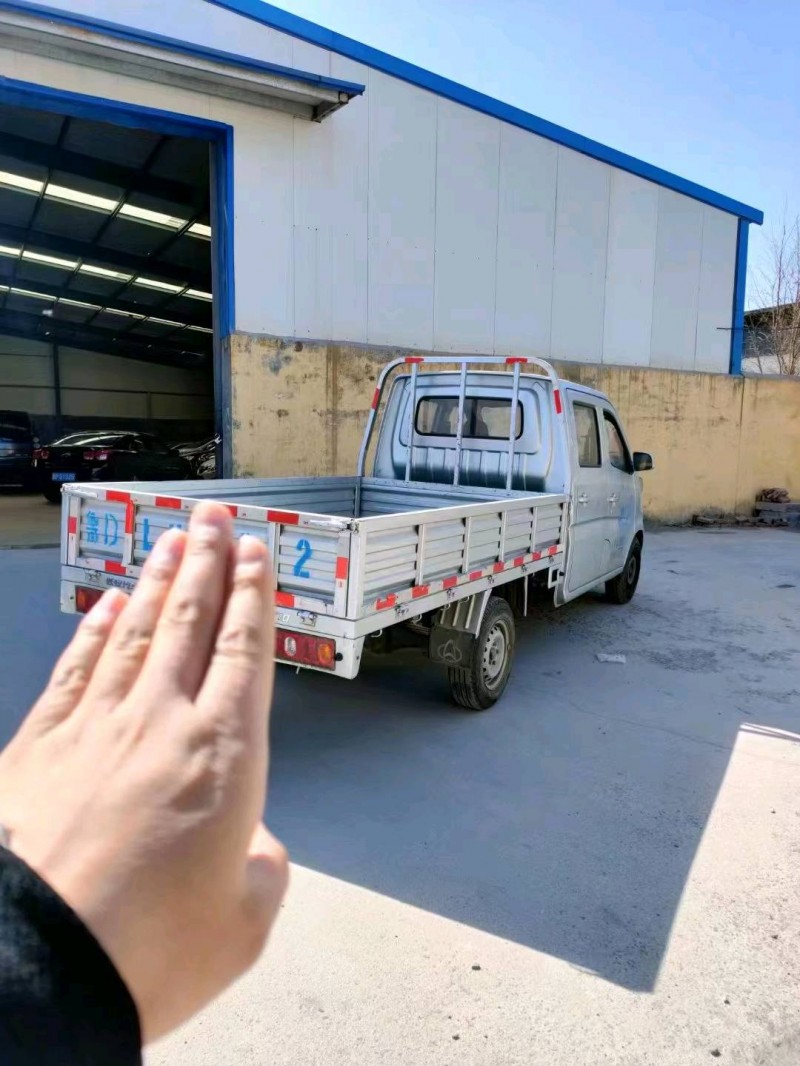 煙臺20年長安汽車睿行S50T4