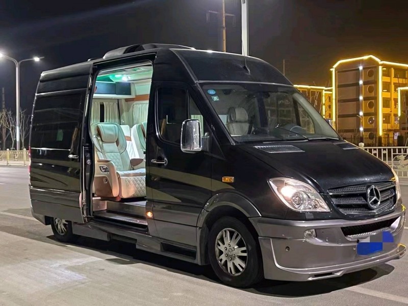 北京12年奔驰斯宾特4