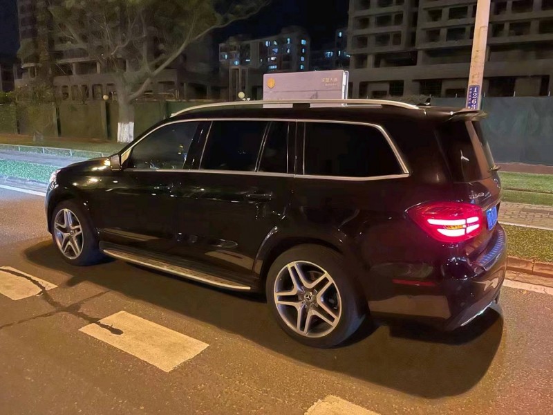 北京19年奔驰GLS3