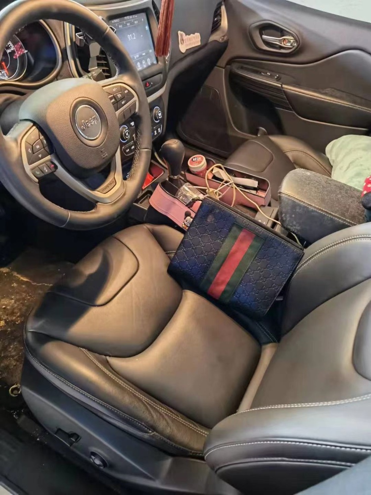 綿陽16年Jeep自由光6