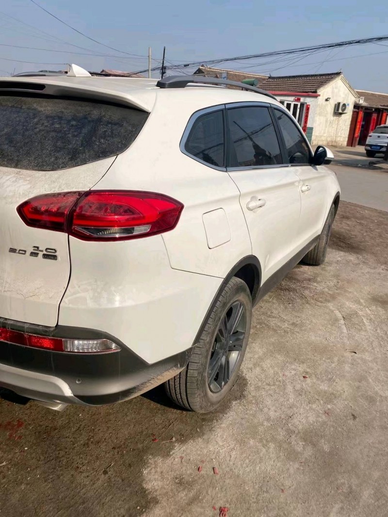 天津17年獵豹汽車CS107
