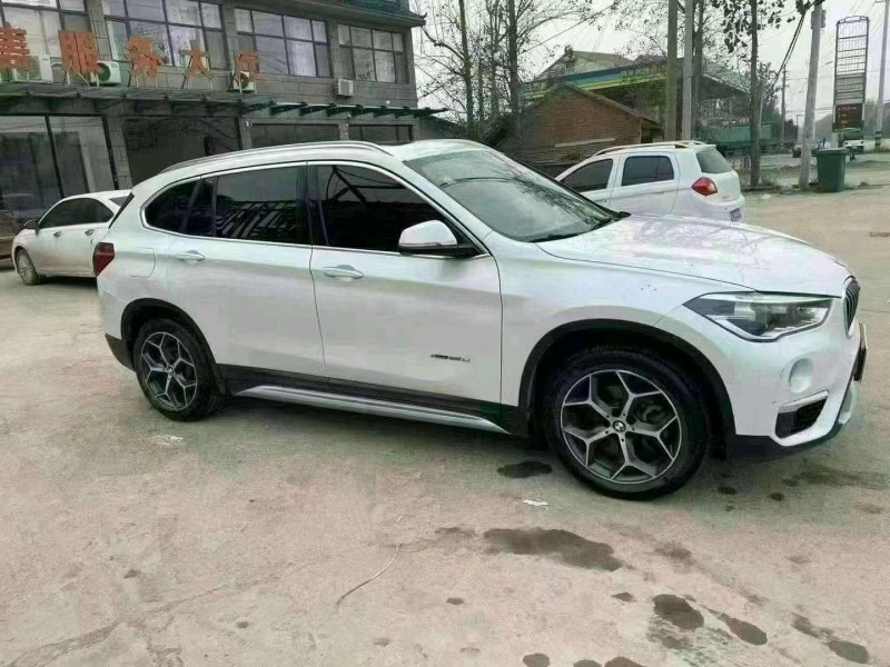 北京16年宝马X14