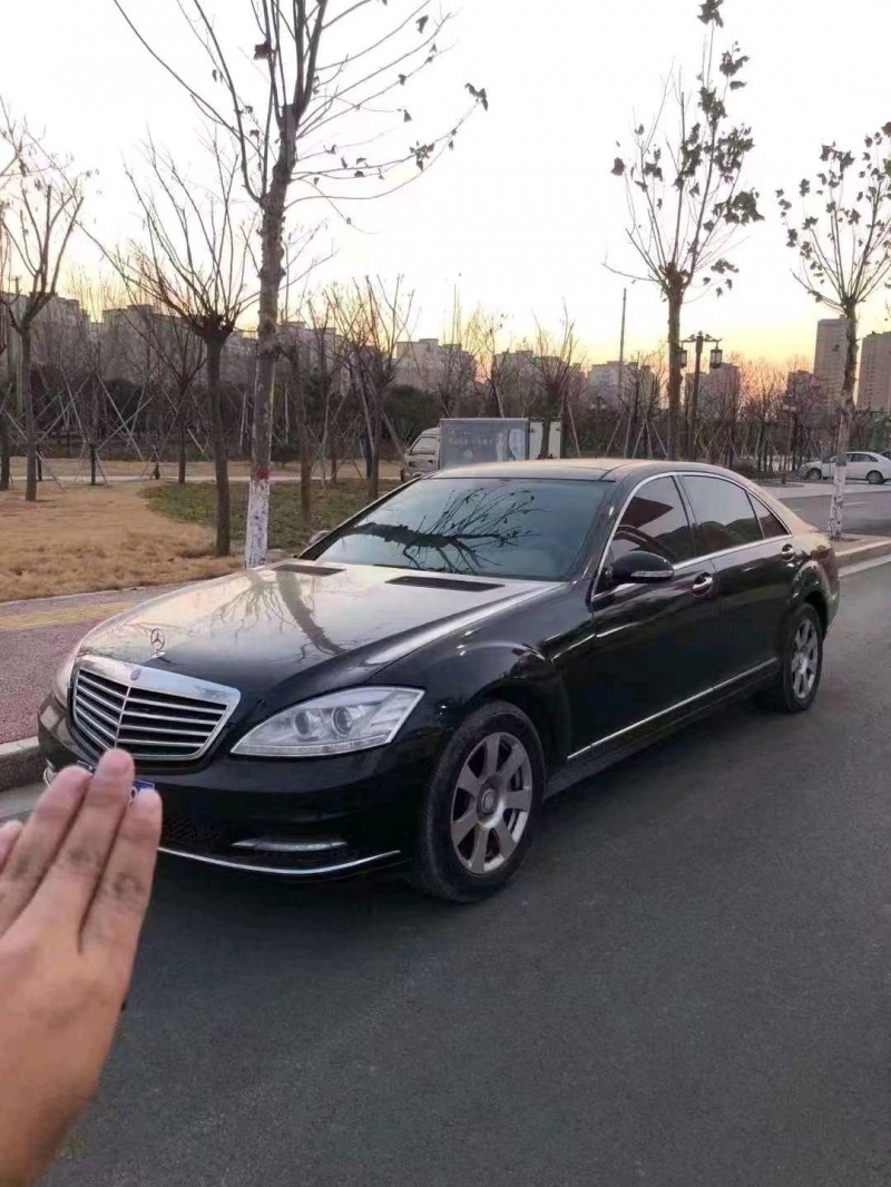 北京09年奔驰S8