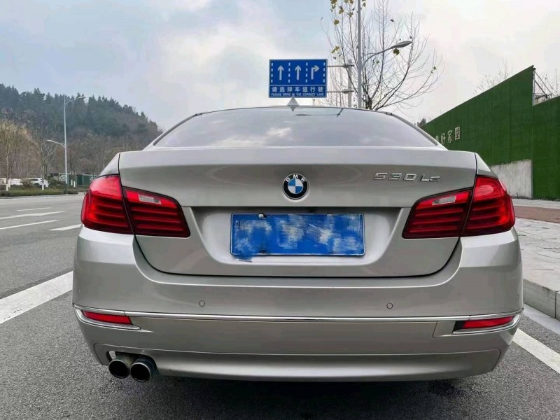 北京17年宝马5系7