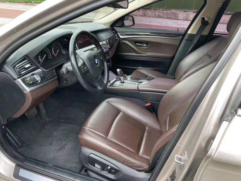 北京17年宝马5系5