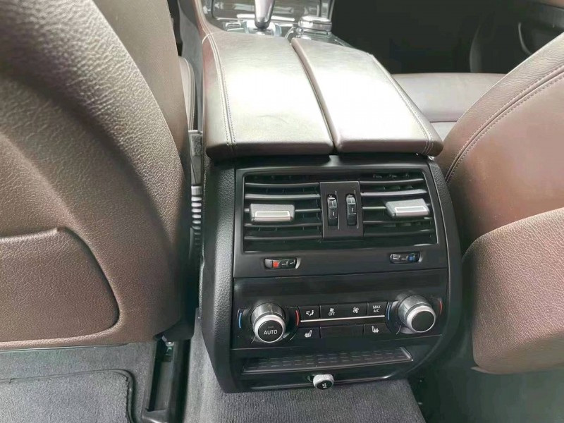 北京17年宝马5系1