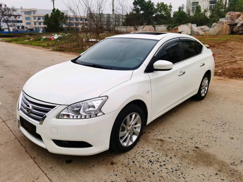 岳陽15年日產軒逸8