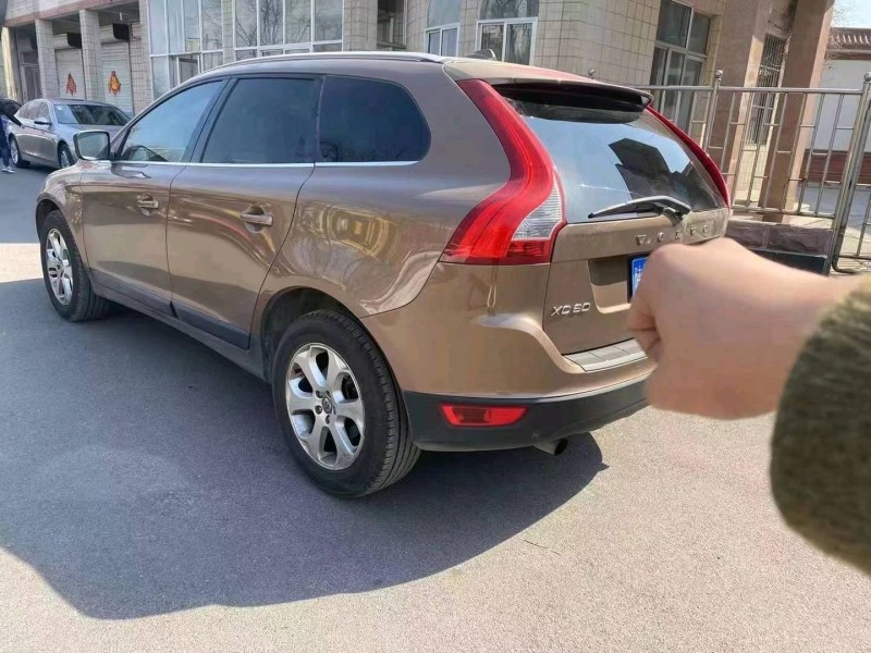 煙臺11年沃爾沃XC604