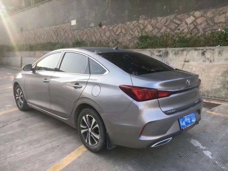 漳州20年長安汽車逸動5