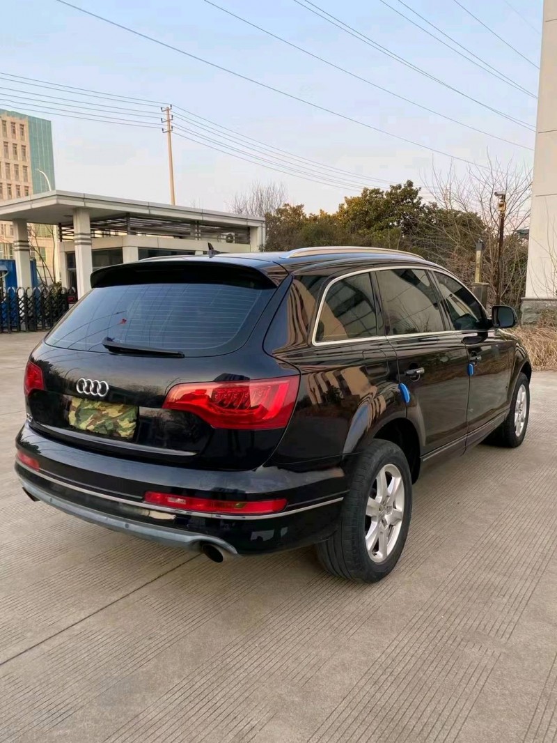 宿遷10年奧迪Q72