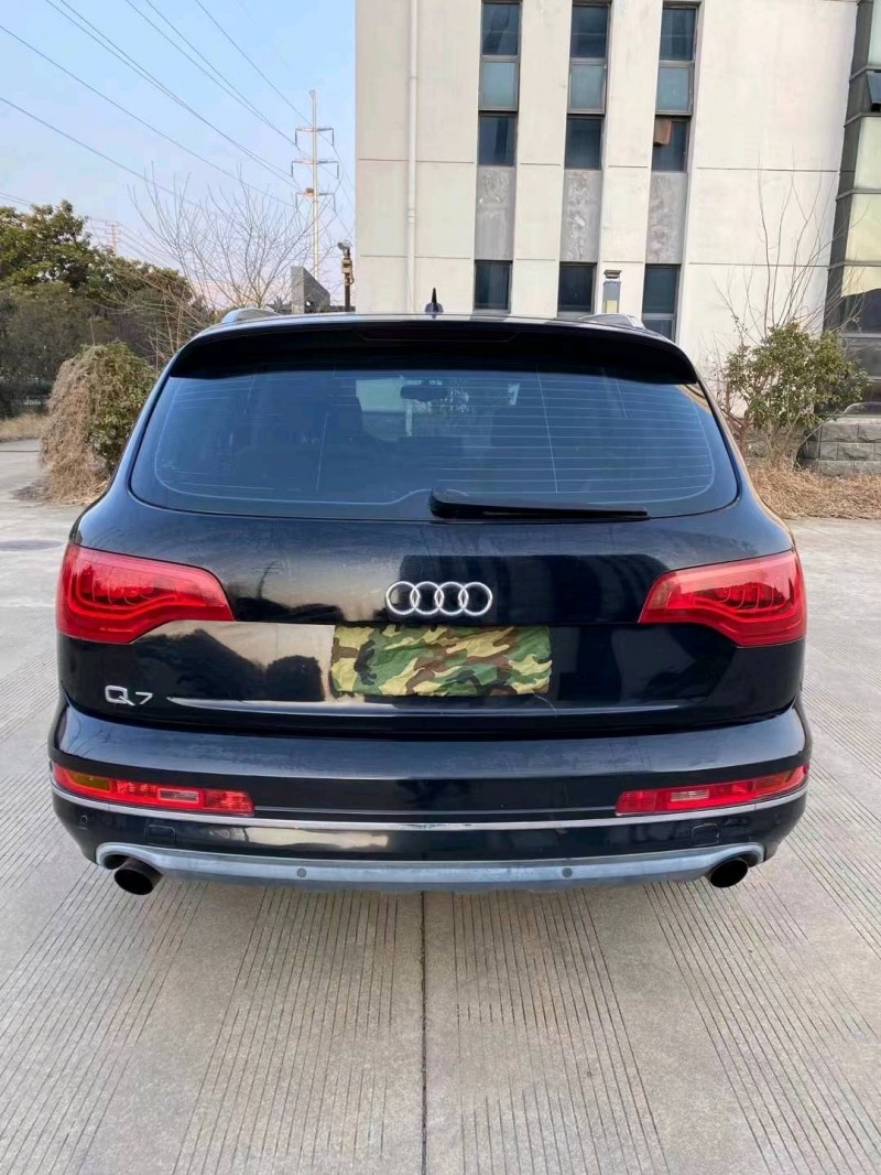 宿遷10年奧迪Q71