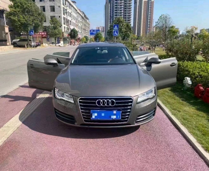 防城港13年奧迪A7L1