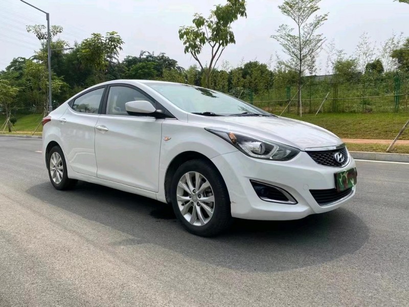 东莞17年现代朗动2