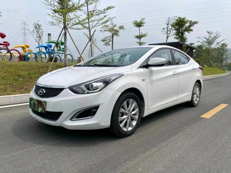 东莞17年现代朗动3