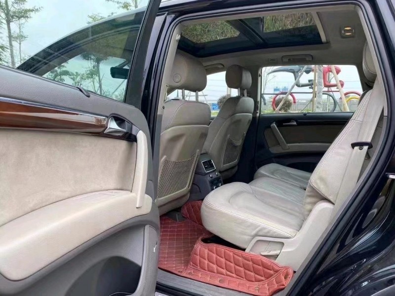 东莞11年奥迪Q77