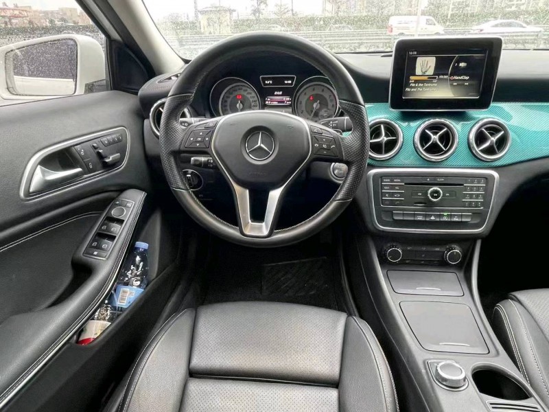 广州16年奔驰GLA7