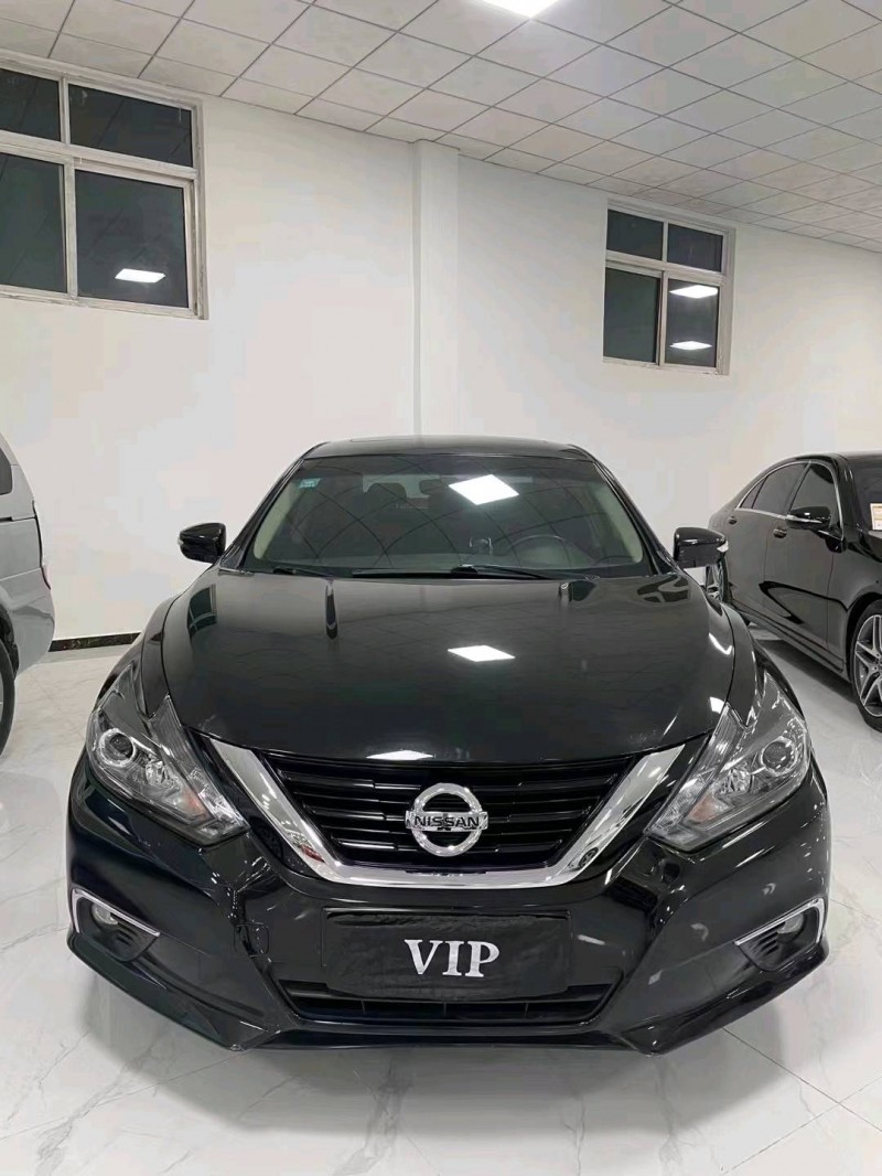 廊坊17年日產天籟1