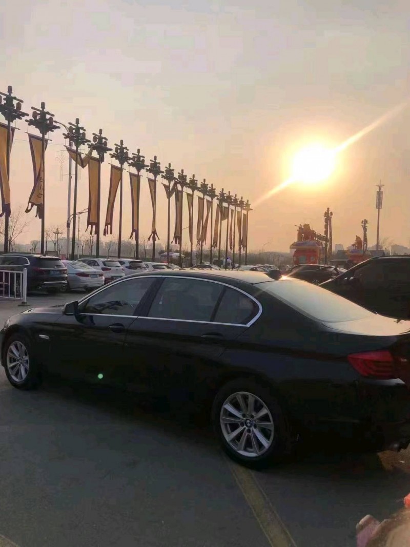 北京13年宝马5系4