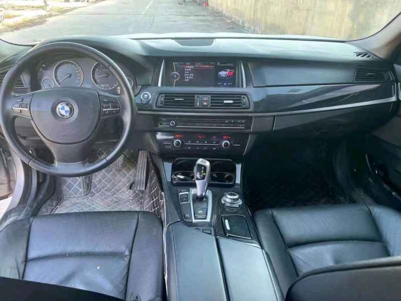 北京13年宝马5系4