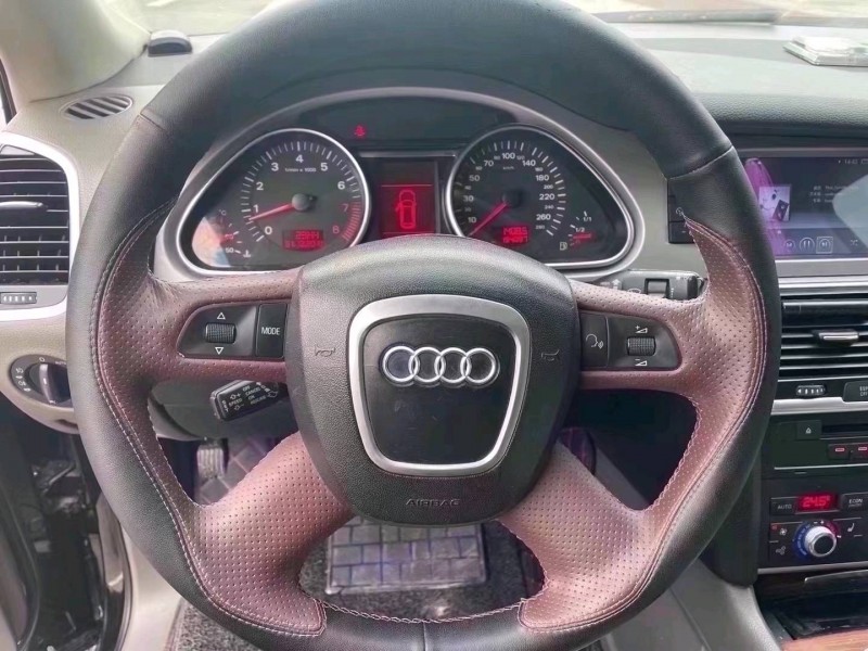 鄂州10年奧迪Q75