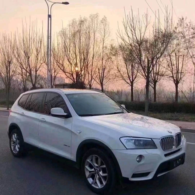 北京12年宝马X33