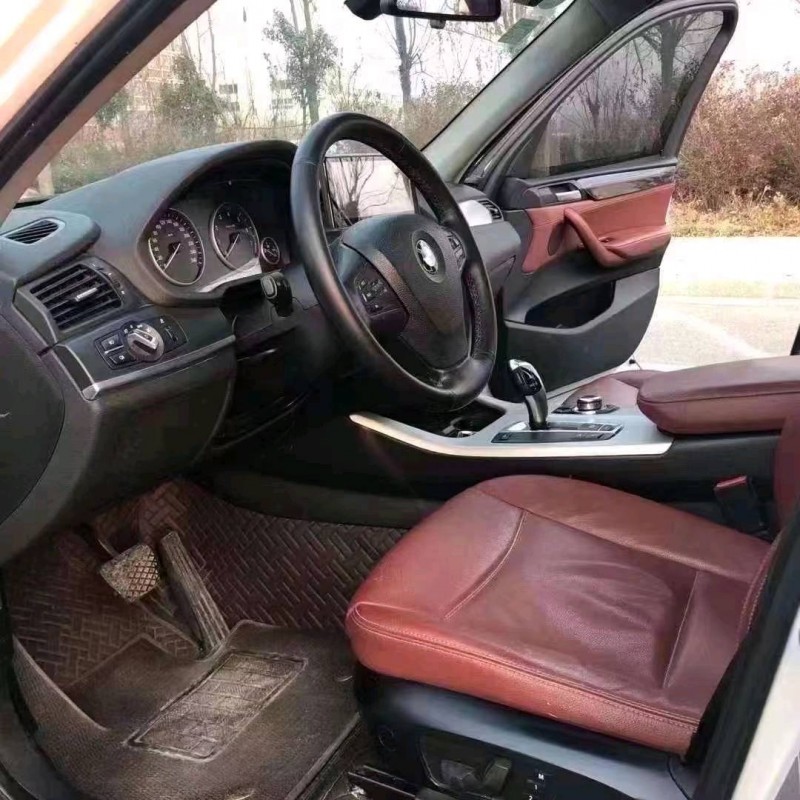 北京12年宝马X35