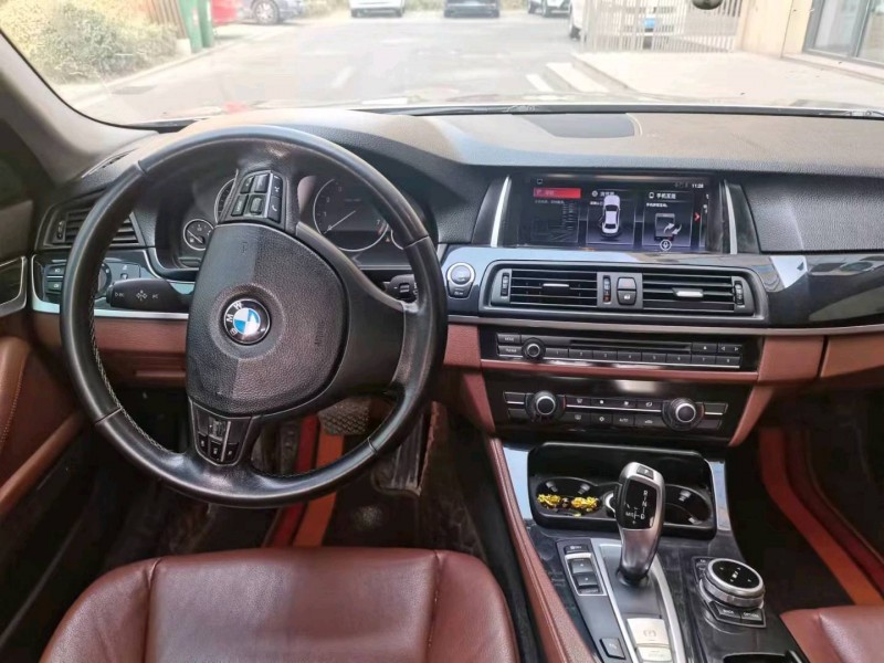 北京12年宝马5系8