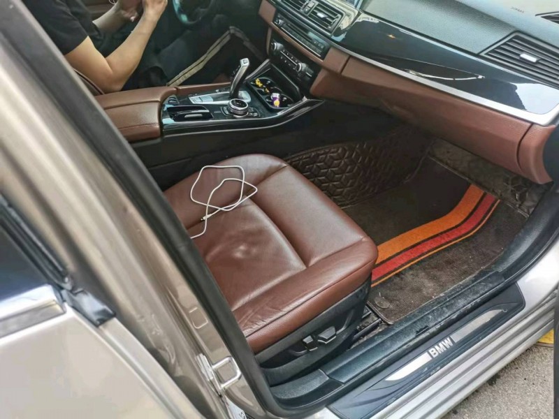 北京12年宝马5系7