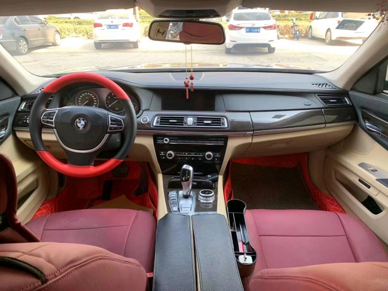 北京10年宝马7系7