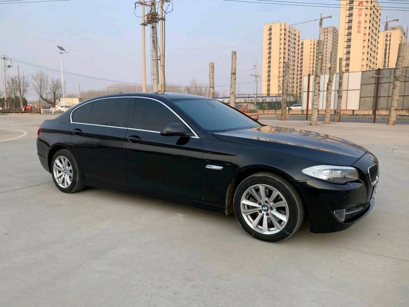 北京12年宝马5系8