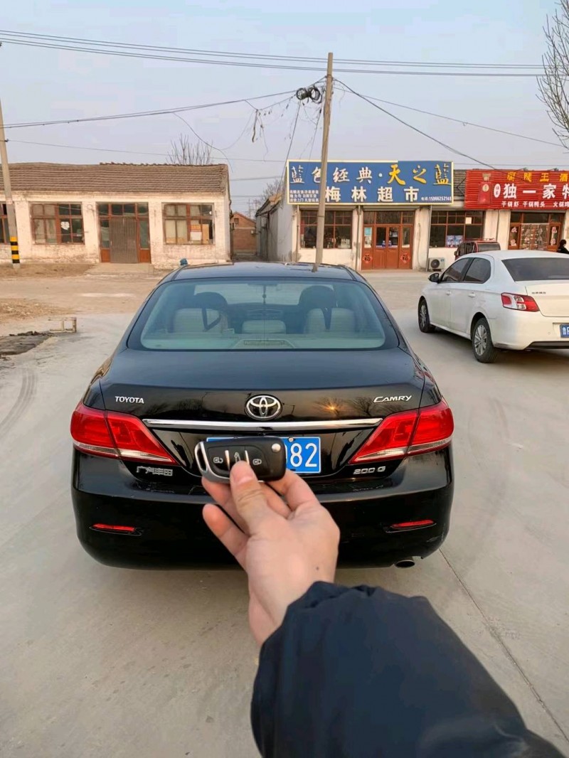 北京10年丰田凯美瑞4