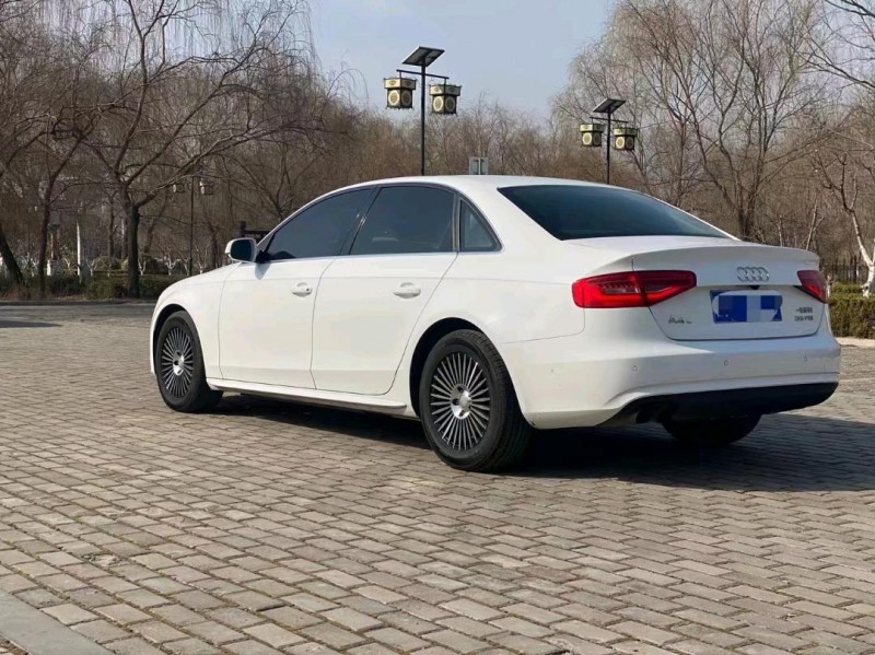 潍坊13年奥迪A4L7